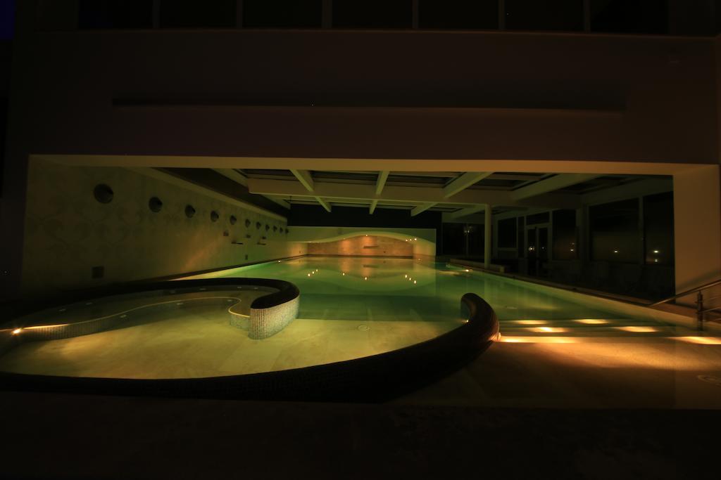Terme Di Venturina Hotell Venturina Terme Exteriör bild
