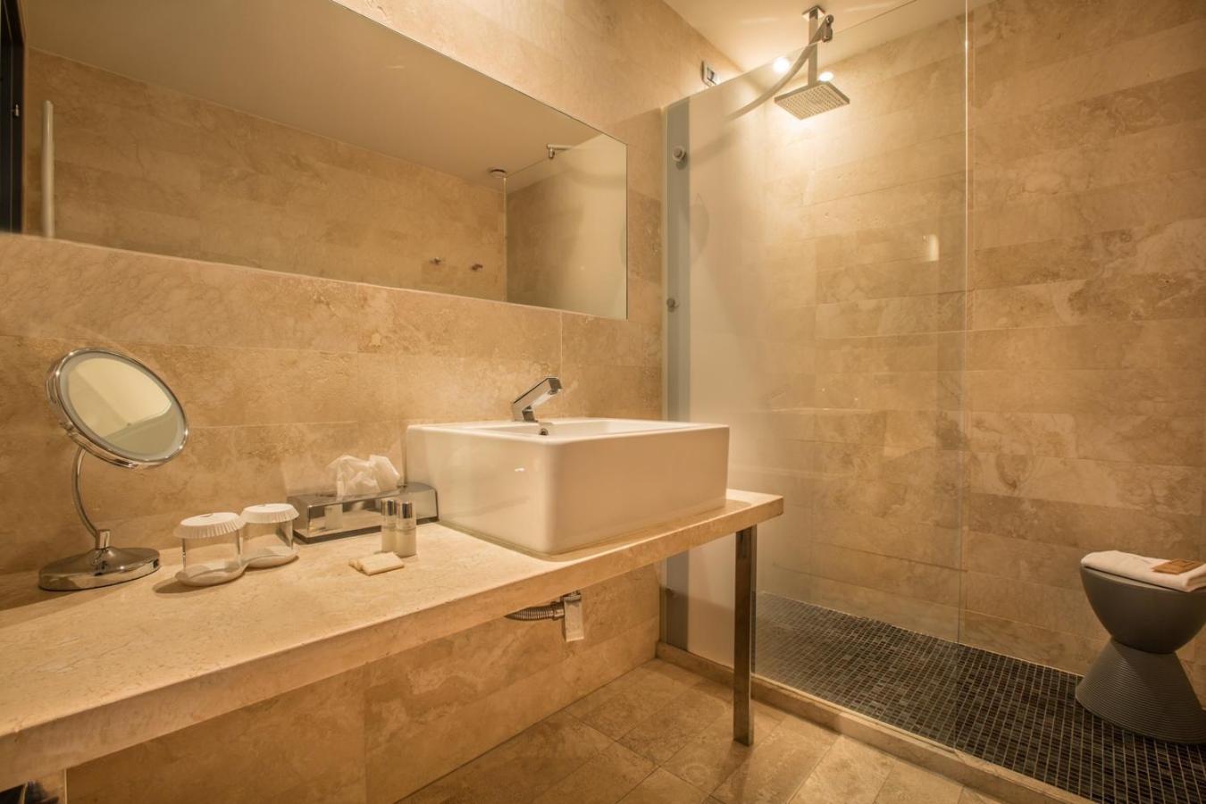 Terme Di Venturina Hotell Venturina Terme Exteriör bild