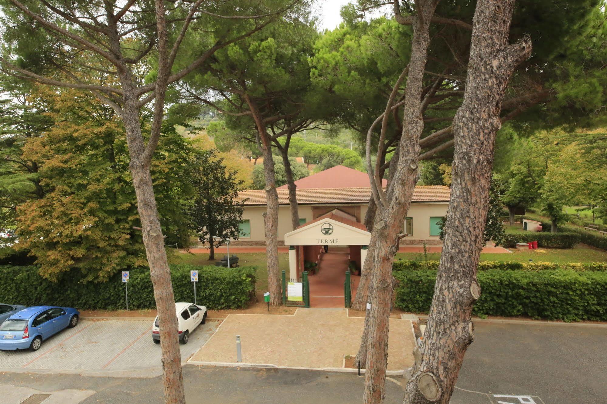 Terme Di Venturina Hotell Venturina Terme Exteriör bild